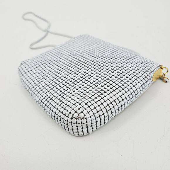 60's Vintage White Metal Mesh Gold Accent Shimmer Crossbody Clutch Evening Bag - Picture 3 of 10